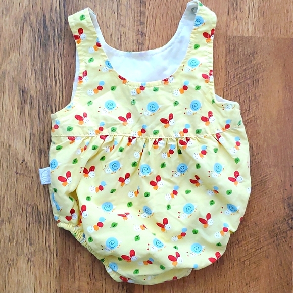 Rumble‎ Tumble Girls Snap Yellow Bug Romper Size 12M - Picture 1 of 6